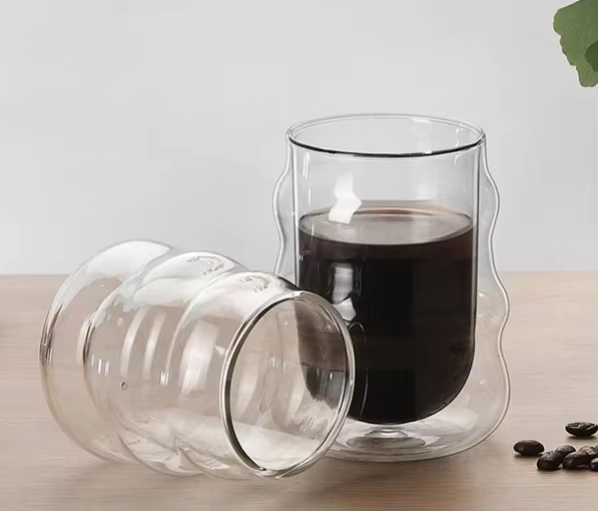 Double Layer Cloud Shaped High Borosilicate Glass Cup for Drinks